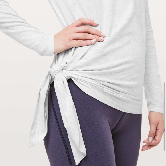 Lululemon To The Point Long Sleeve Grey Top Size 12 - Picture 3 of 7